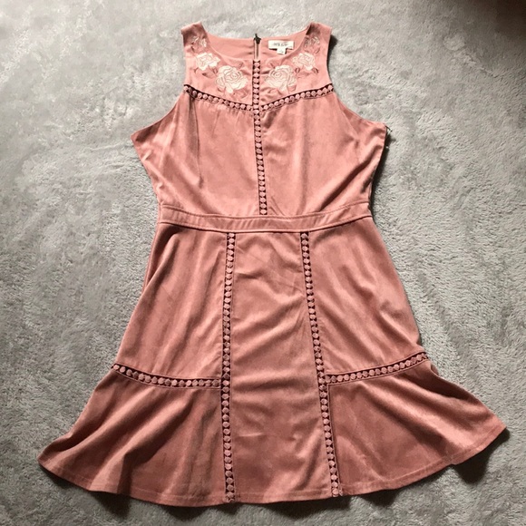 Taylor & Sage Light Pink Faux Suede Dress NWT - Picture 2 of 7